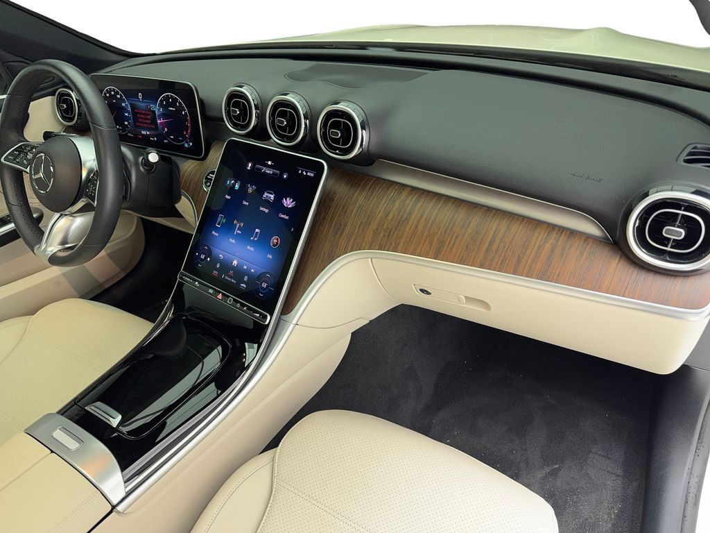 Used 2024 Mercedes-Benz C 300 4MATIC Sedan image 47
