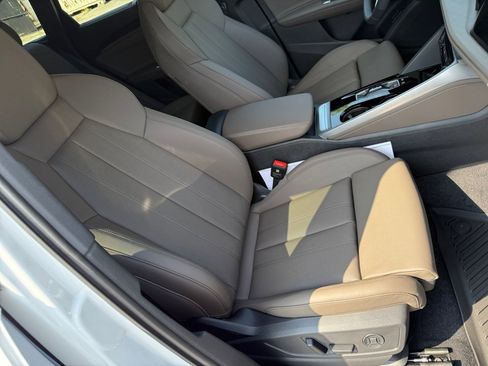 New 2025 Audi Q5 Premium Plus image 28