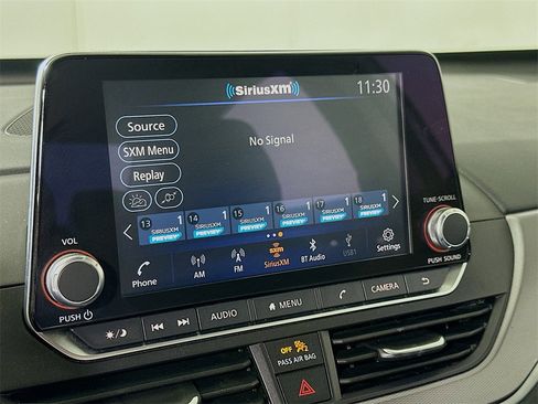 Used 2024 Nissan Altima 2.5 SR image 29