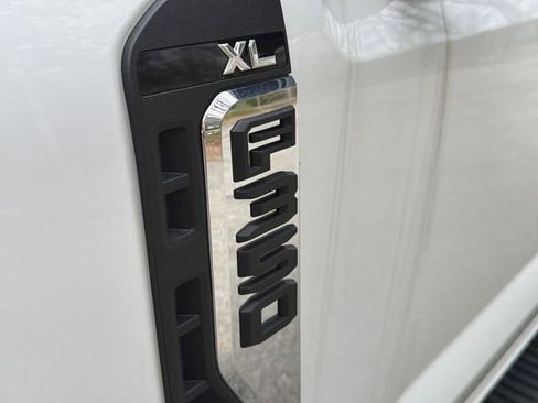 New 2026 Ford F350 XL w/ XL Chrome Package AWD/4WD image 16