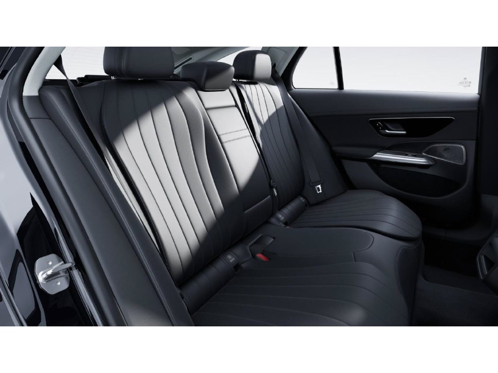 Used 2024 Mercedes-Benz E 450 4MATIC All-Terrain Wagon image 5
