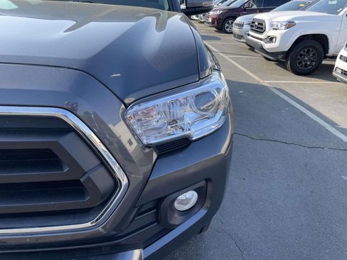 Used 2023 Toyota Tacoma SR5 w/ Technology Package image 11