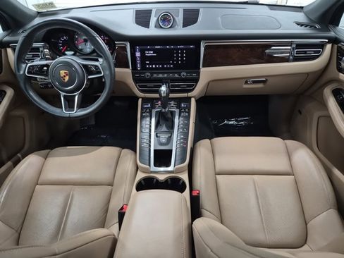 Used 2021 Porsche Macan S image 11