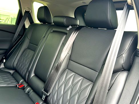 New 2026 Nissan Rogue Platinum AWD/4WD image 16