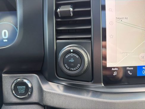 New 2025 Ford F250 Platinum image 34