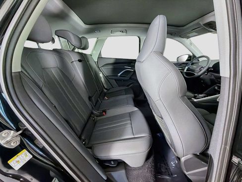 Certified 2025 Audi Q5 Premium Plus w/ Premium Plus AWD/4WD image 28
