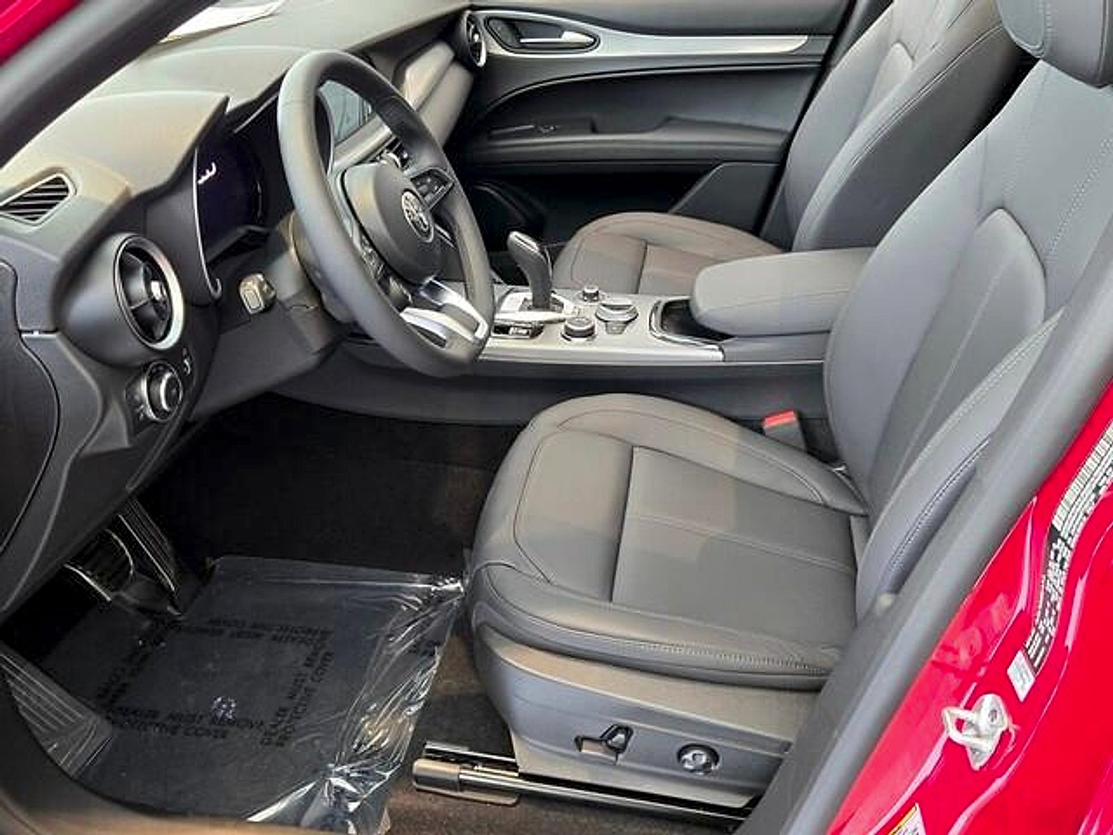 New 2026 Alfa Romeo Stelvio Sprint w/ Convenience Package AWD/4WD image 5