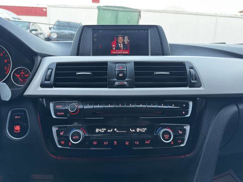 Used 2018 BMW 320i Sedan image 18