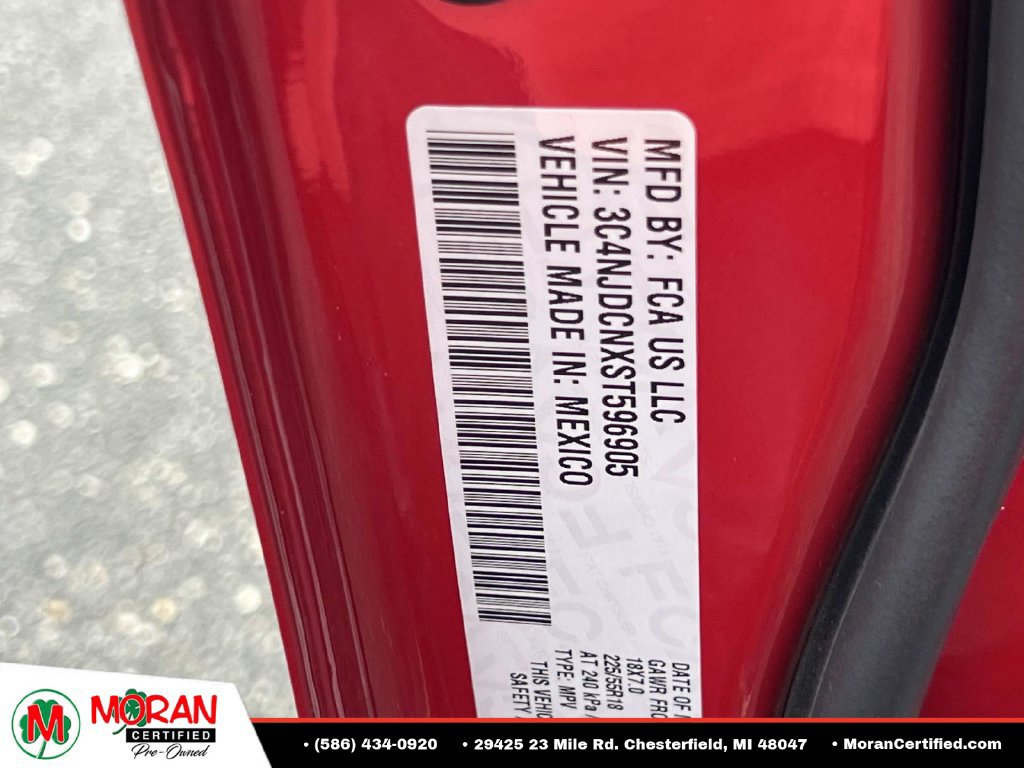 Used 2025 Jeep Compass Limited AWD/4WD image 17