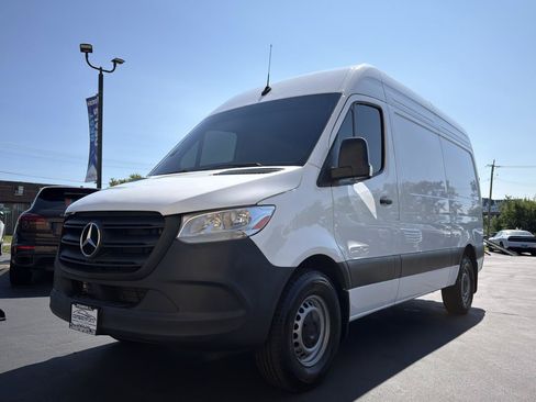 Used 2024 Mercedes-Benz Sprinter 2500 image 1