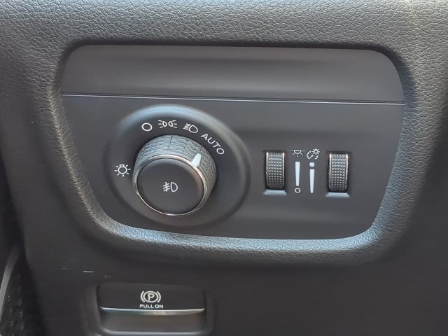 New 2027 Jeep Grand Cherokee Limited AWD/4WD image 29