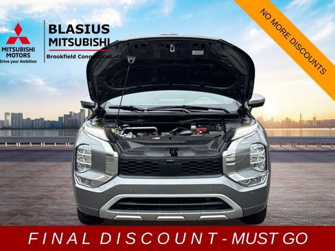 Used 2022 Mitsubishi Outlander SEL image 22