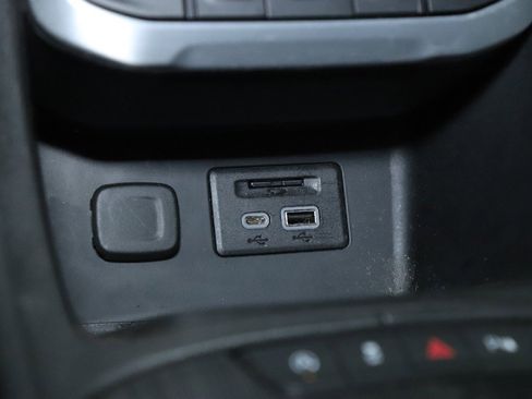 Used 2021 GMC Acadia SLT w/ Preferred Package image 27