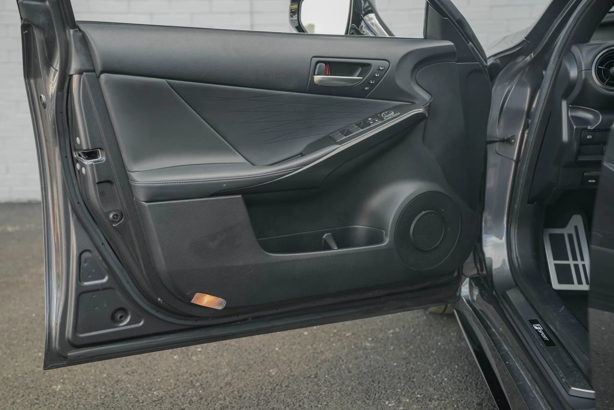 Used 2024 Lexus IS 350 F Sport w/ Memory Package RWD image 9