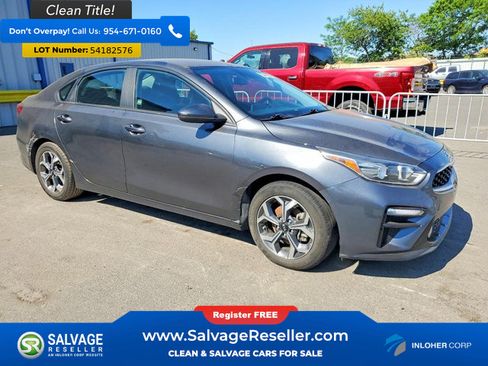 Used 2021 Kia Forte LXS FWD image 5