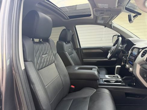 Used 2017 Toyota Tundra Platinum AWD/4WD image 38