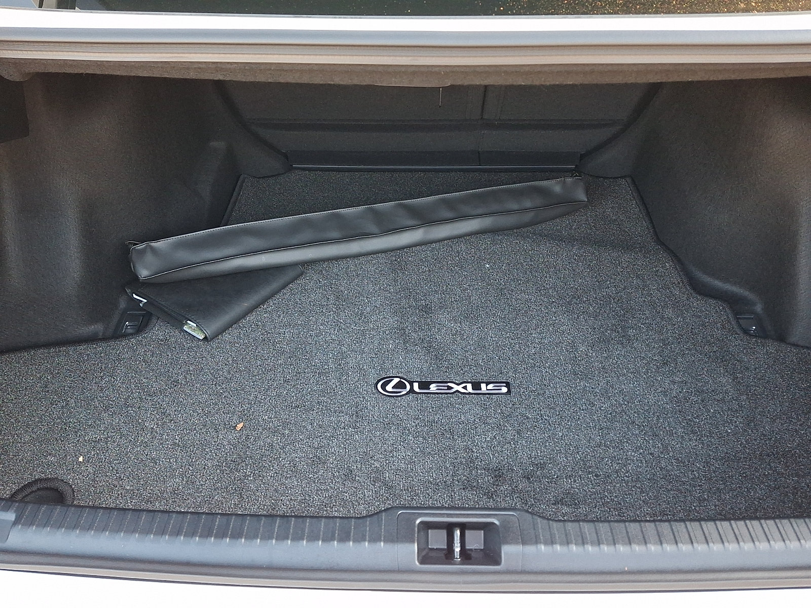 Certified 2025 Lexus IS 350 F Sport AWD/4WD image 30