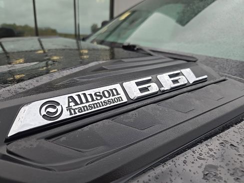 Used 2024 Chevrolet Silverado 2500 LT image 18