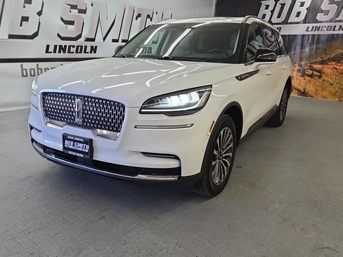 Used 2023 Lincoln Aviator Reserve w/ Elements Package Plus image 18