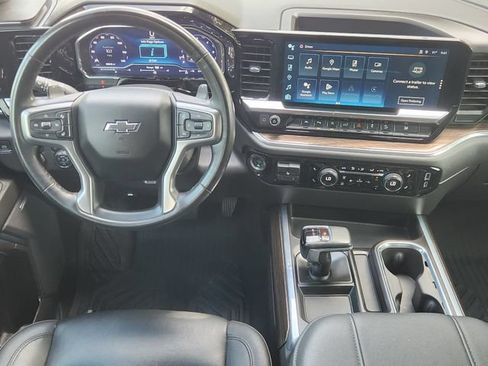 Used 2024 Chevrolet Silverado 1500 LT Trail Boss w/ LT Trail Boss Premium Package AWD/4WD image 27