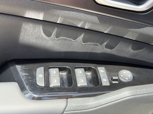 Certified 2023 Kia Sportage EX AWD/4WD image 16