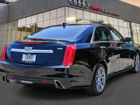 Used 2019 Cadillac CTS Luxury RWD image 4