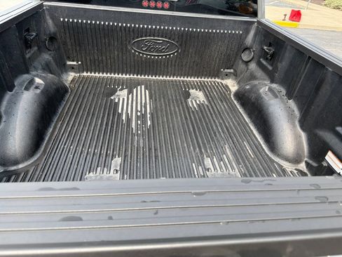 Used 2018 Ford F150 Lariat w/ Equipment Group 502A Luxury AWD/4WD image 13