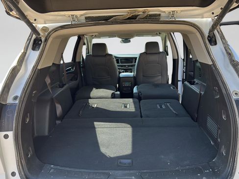 Used 2019 Buick Enclave Essence AWD/4WD image 23
