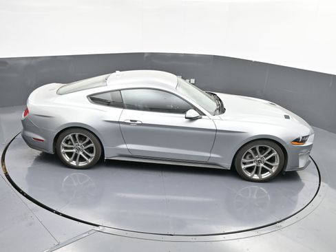 Used 2022 Ford Mustang Premium w/ Equipment Group 201A image 39