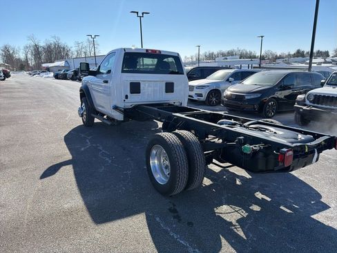 New 2026 RAM 5500 Tradesman w/ Chrome Appearance Group image 4
