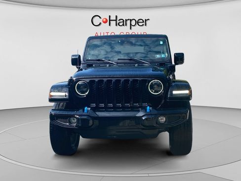 Used 2023 Jeep Wrangler Unlimited Sahara AWD/4WD image 7