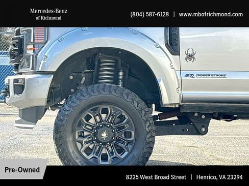 Used 2022 Ford F250 Lariat w/ Black Appearance Package image 24