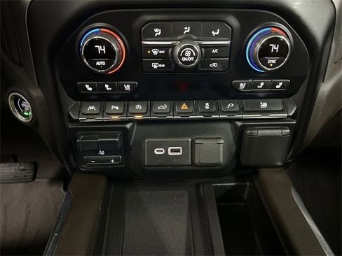 Used 2021 Chevrolet Silverado 1500 LTZ w/ LTZ Premium Texas Edition image 18
