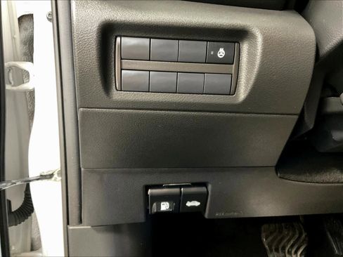 Certified 2023 Nissan Kicks SR w/ SR Premium Package image 25