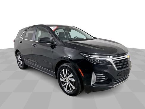 Used 2024 Chevrolet Equinox LT FWD image 2