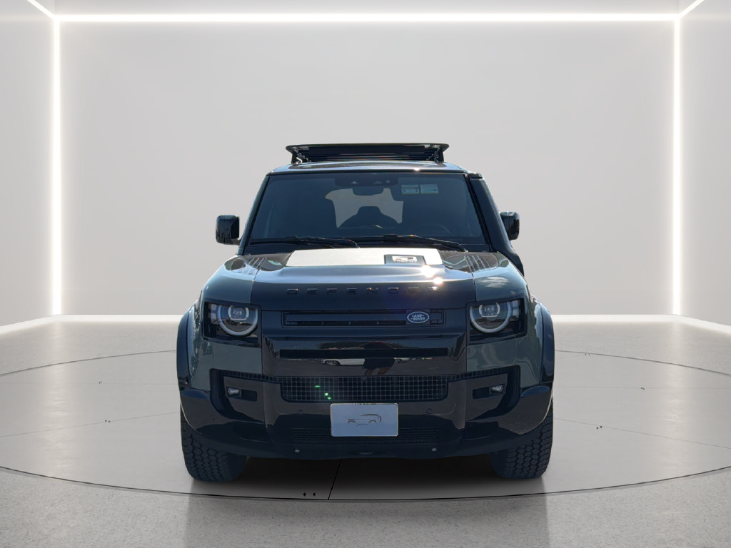New 2026 Land Rover Defender 110 AWD/4WD image 11