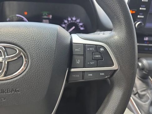 Used 2021 Toyota Sienna LE w/ LE Plus Package FWD image 20