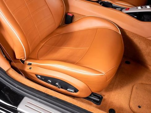Used 2016 Ferrari California T RWD image 60