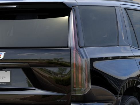 New 2026 Cadillac Escalade Platinum Sport w/ LPO, ONYX Package AWD/4WD image 11