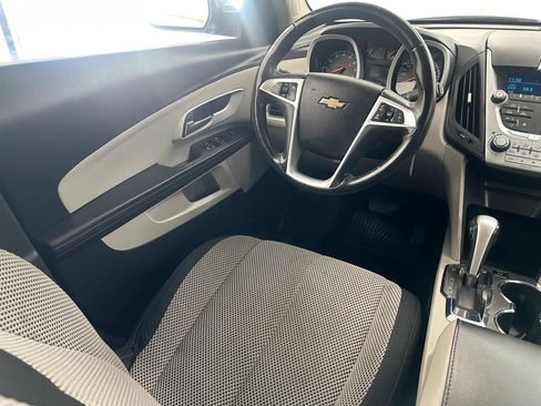 Used 2011 Chevrolet Equinox LT w/ Driver Convenience Package image 14