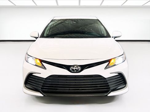 Used 2024 Toyota Camry LE w/ Convenience Package FWD image 2