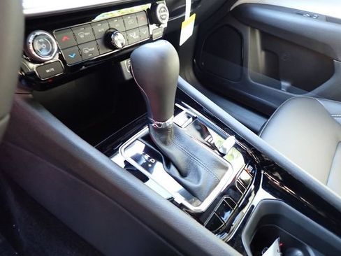New 2026 Jeep Compass Limited AWD/4WD image 17
