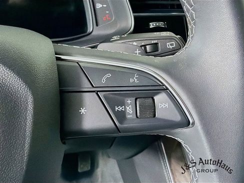 Used 2024 Audi Q8 Premium Plus w/ Premium Plus Package image 14