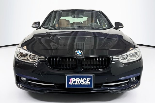 Used 2018 BMW 330e w/ Premium Package RWD image 2