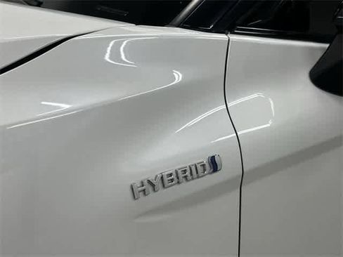 Used 2021 Toyota Camry XSE w/ Navigation Upgrade Package image 31