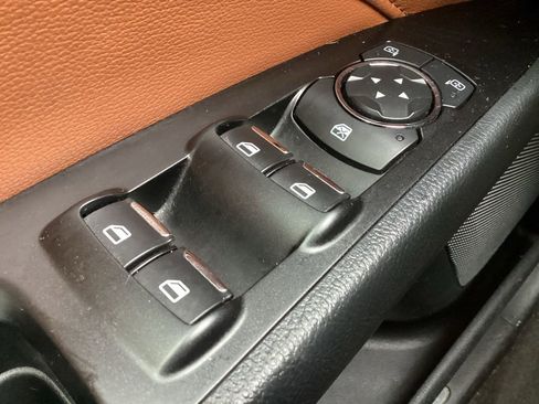 Used 2019 Ford Fusion Titanium image 27