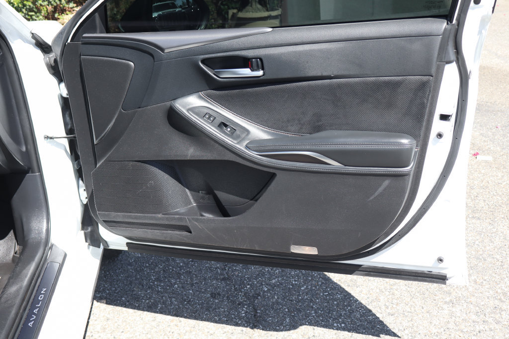 Used 2019 Toyota Avalon XSE w/ All Weather Liner Package FWD image 44