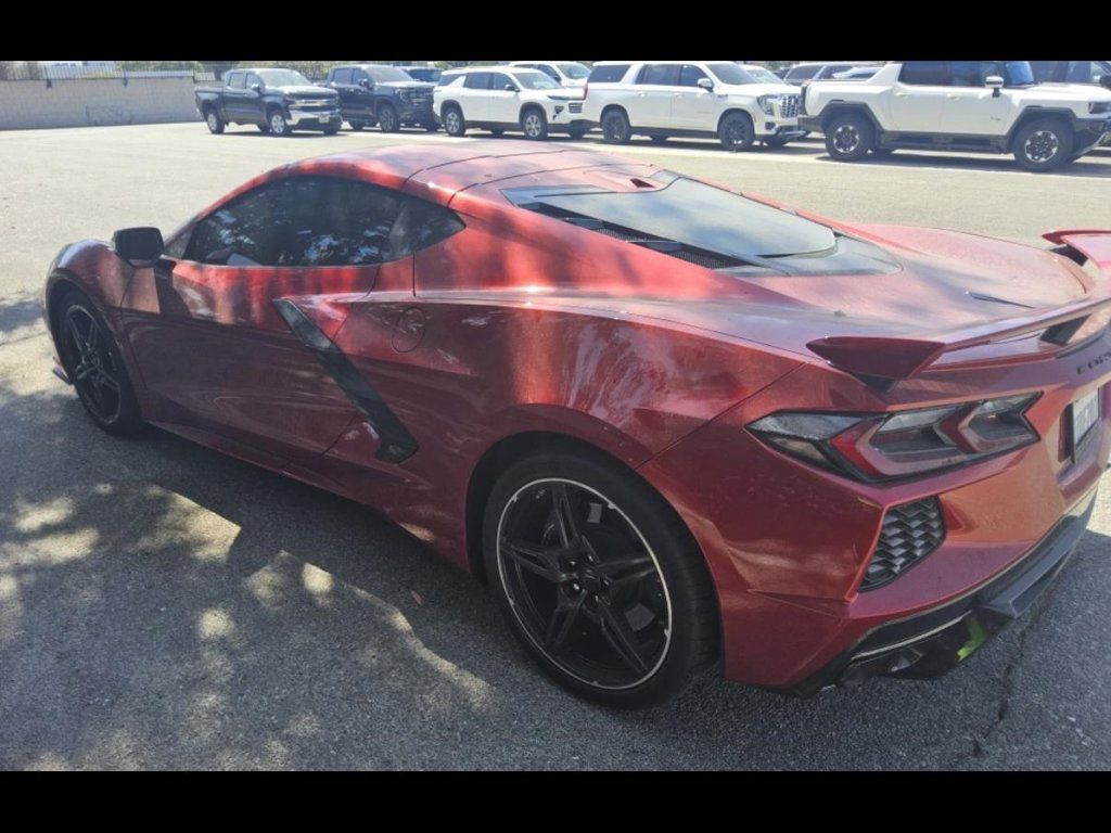Used 2025 Chevrolet Corvette Stingray Coupe w/ Z51 Performance Package RWD image 4