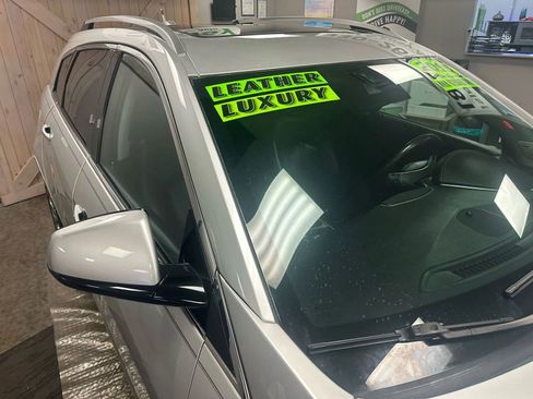 Used 2015 Cadillac SRX Luxury w/ Driver Awareness Package image 2