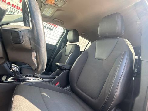 Used 2021 Buick Encore GX Preferred FWD image 10